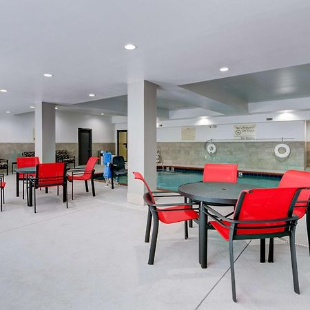 Hampton Inn Salem Ngoại thất bức ảnh