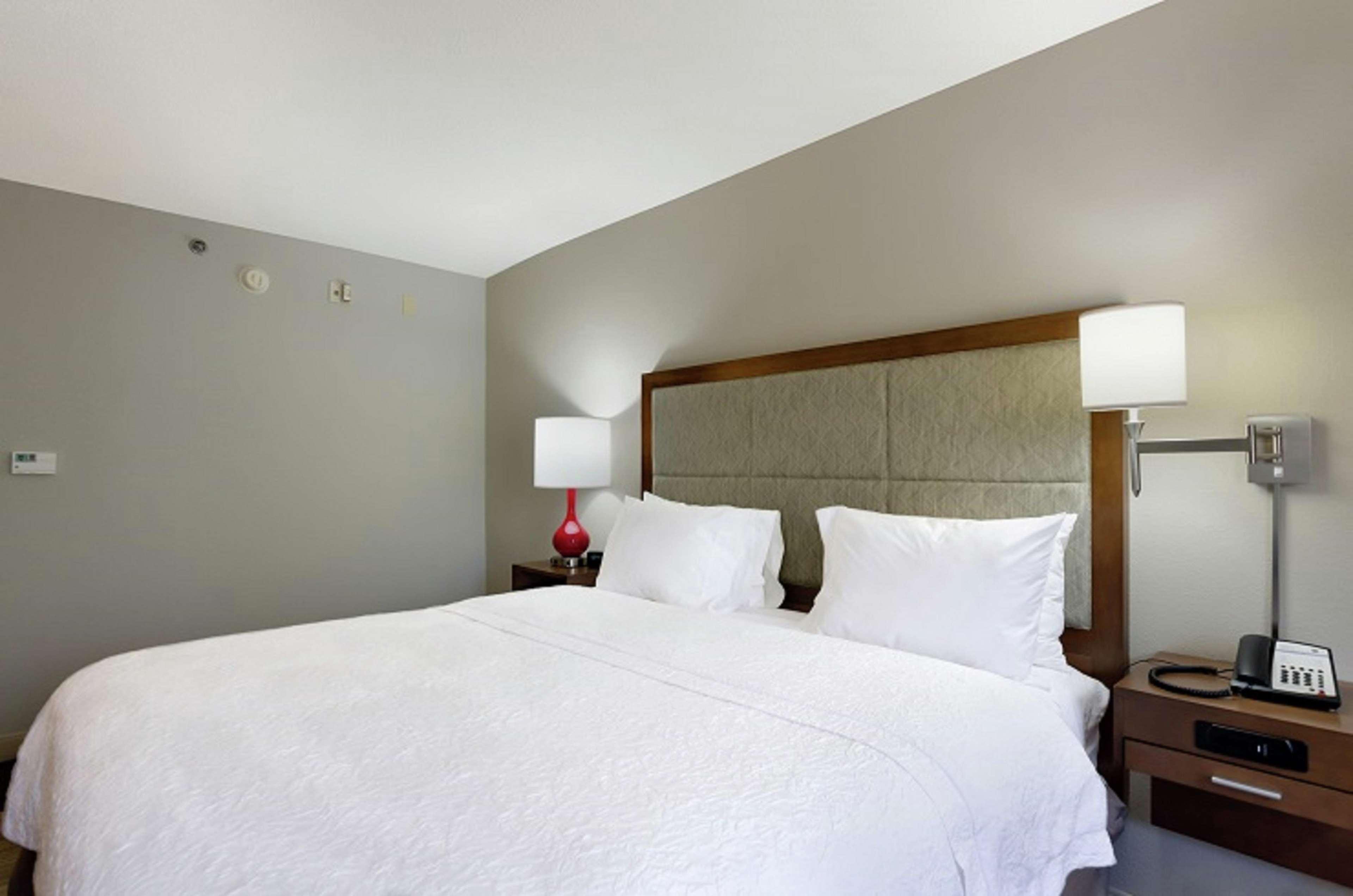 Hampton Inn Salem Ngoại thất bức ảnh