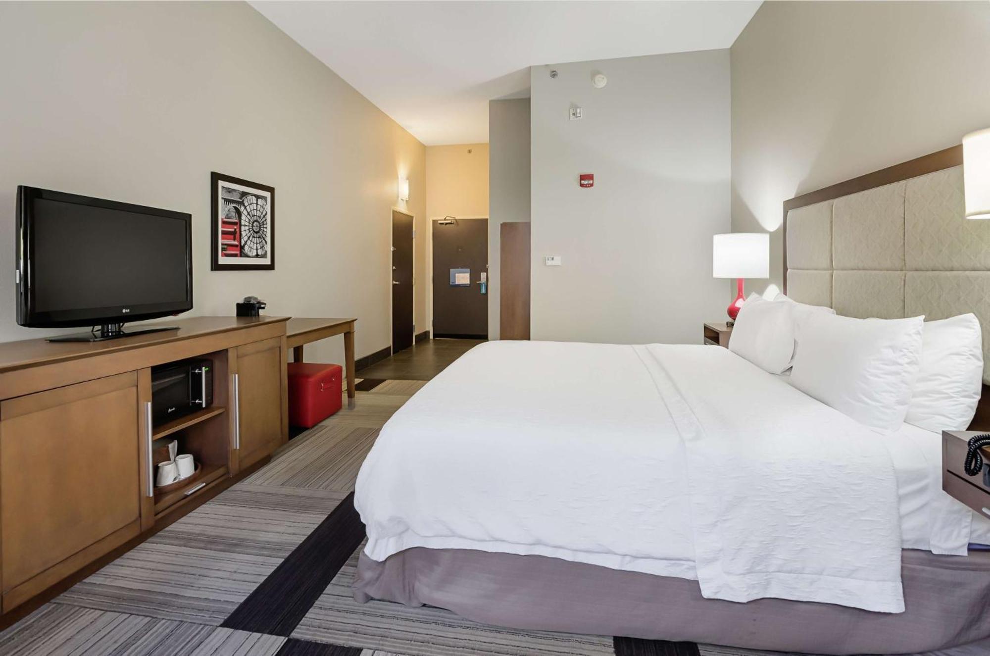 Hampton Inn Salem Ngoại thất bức ảnh