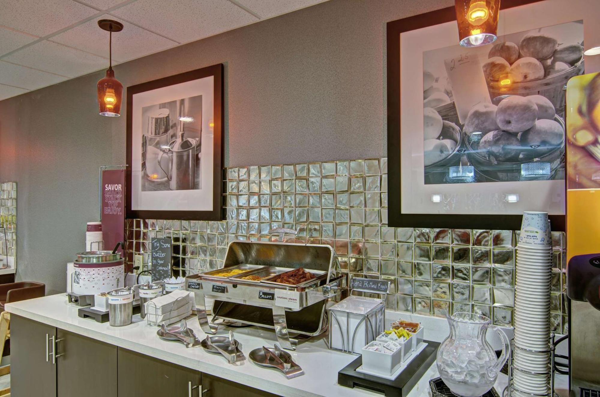 Hampton Inn Salem Ngoại thất bức ảnh